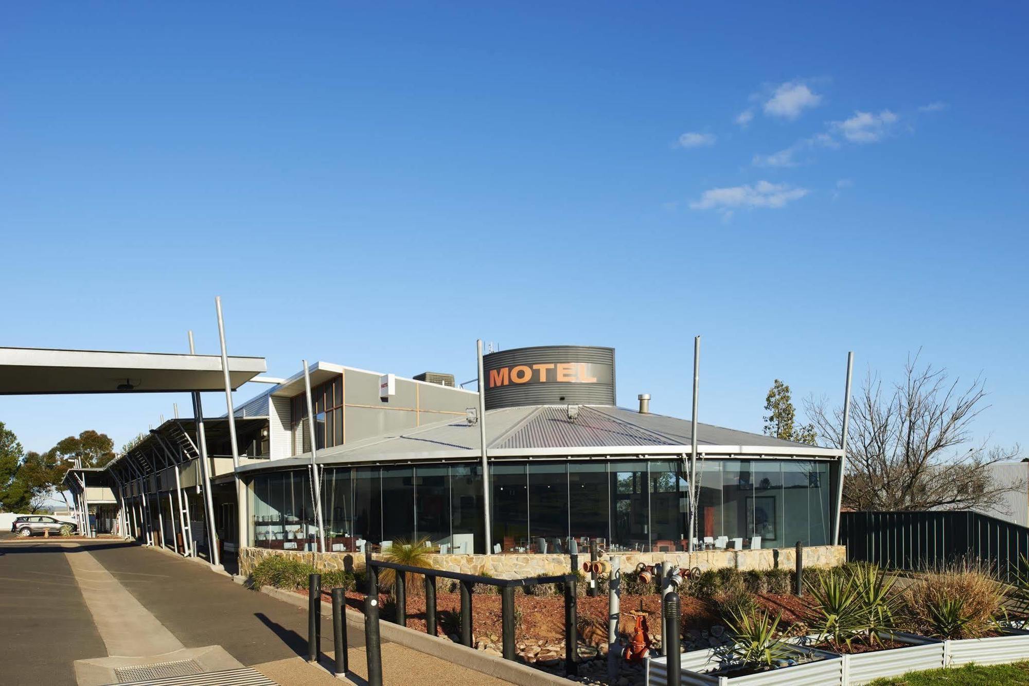 Station Motel Parkes Ngoại thất bức ảnh